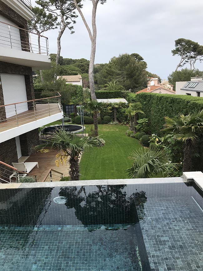 Swimming pool maintenance